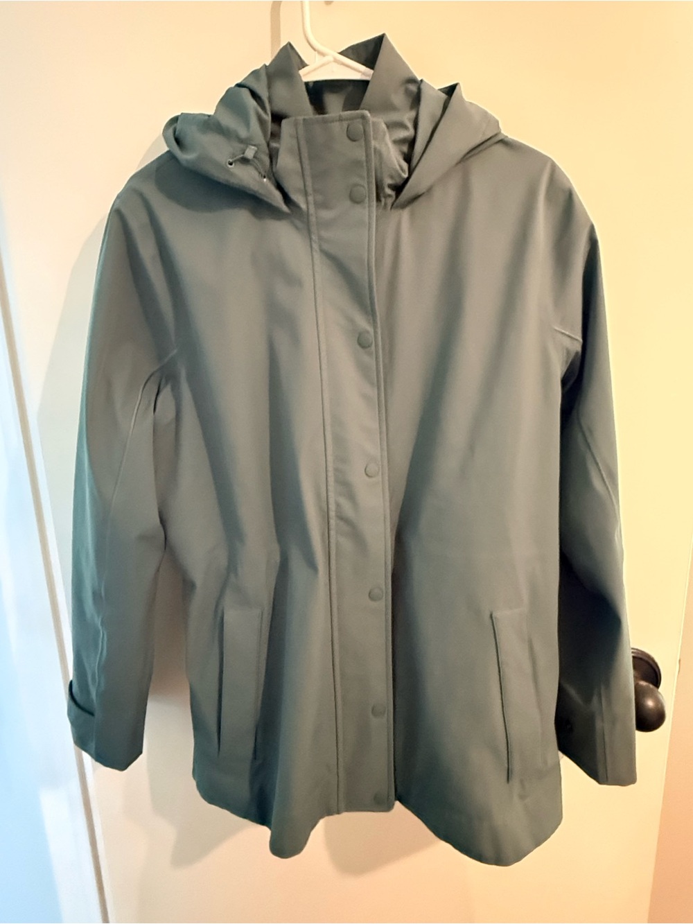 Athleta RainOut Sutro Trench